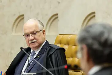 Sessão plenária extraordinária do STF